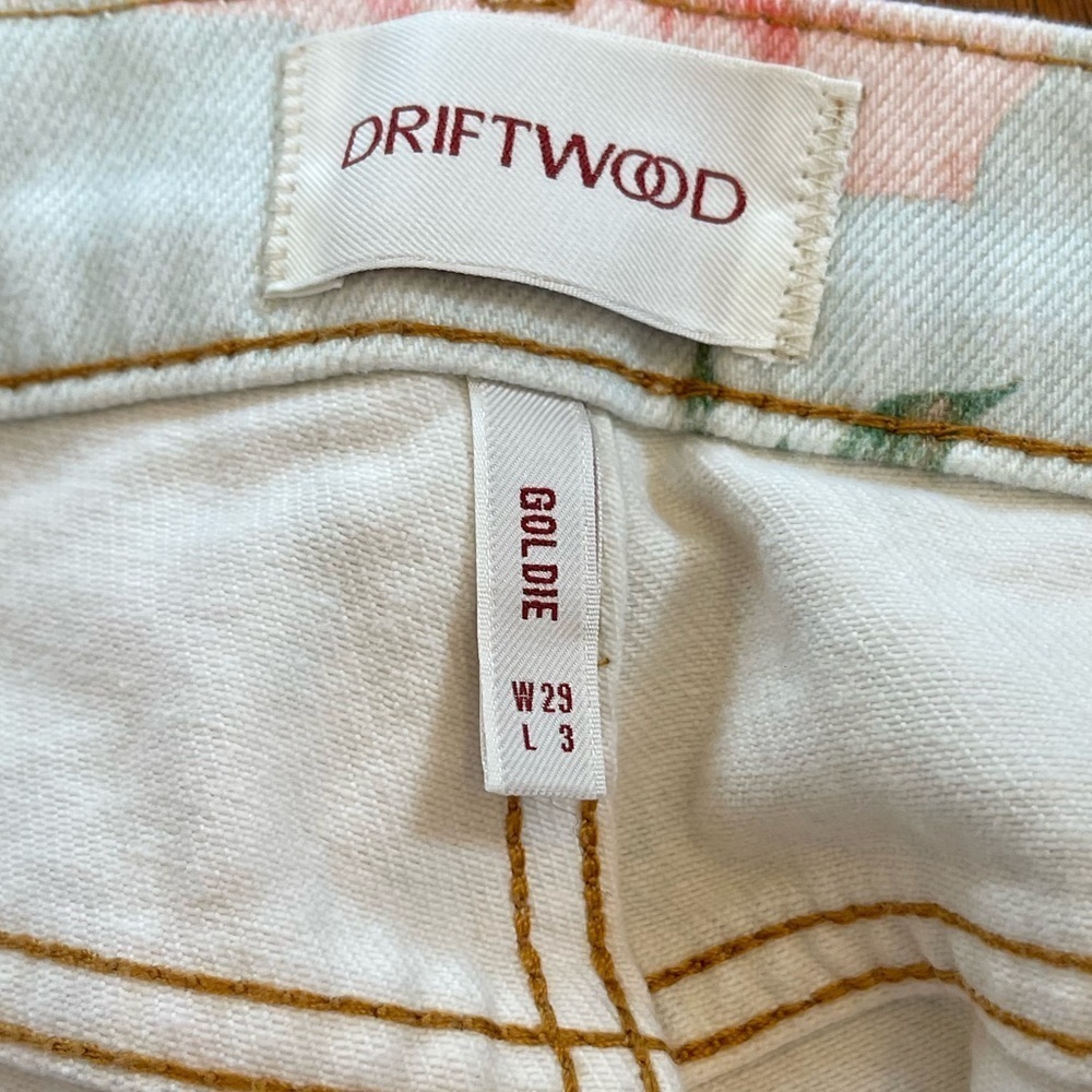 Driftwood Goldie- Masquerade Sky Cotton Shorts Size 29 SOLD OUT - Picture 10 of 11
